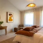Maison Girardine בית הארחה