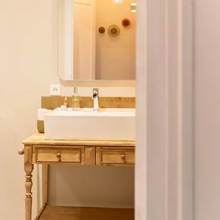 Maison Girardine Гостевой дом