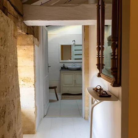 Maison Girardine Πανσιόν