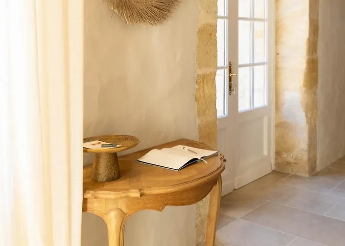 Maison Girardine 3* Rauzan